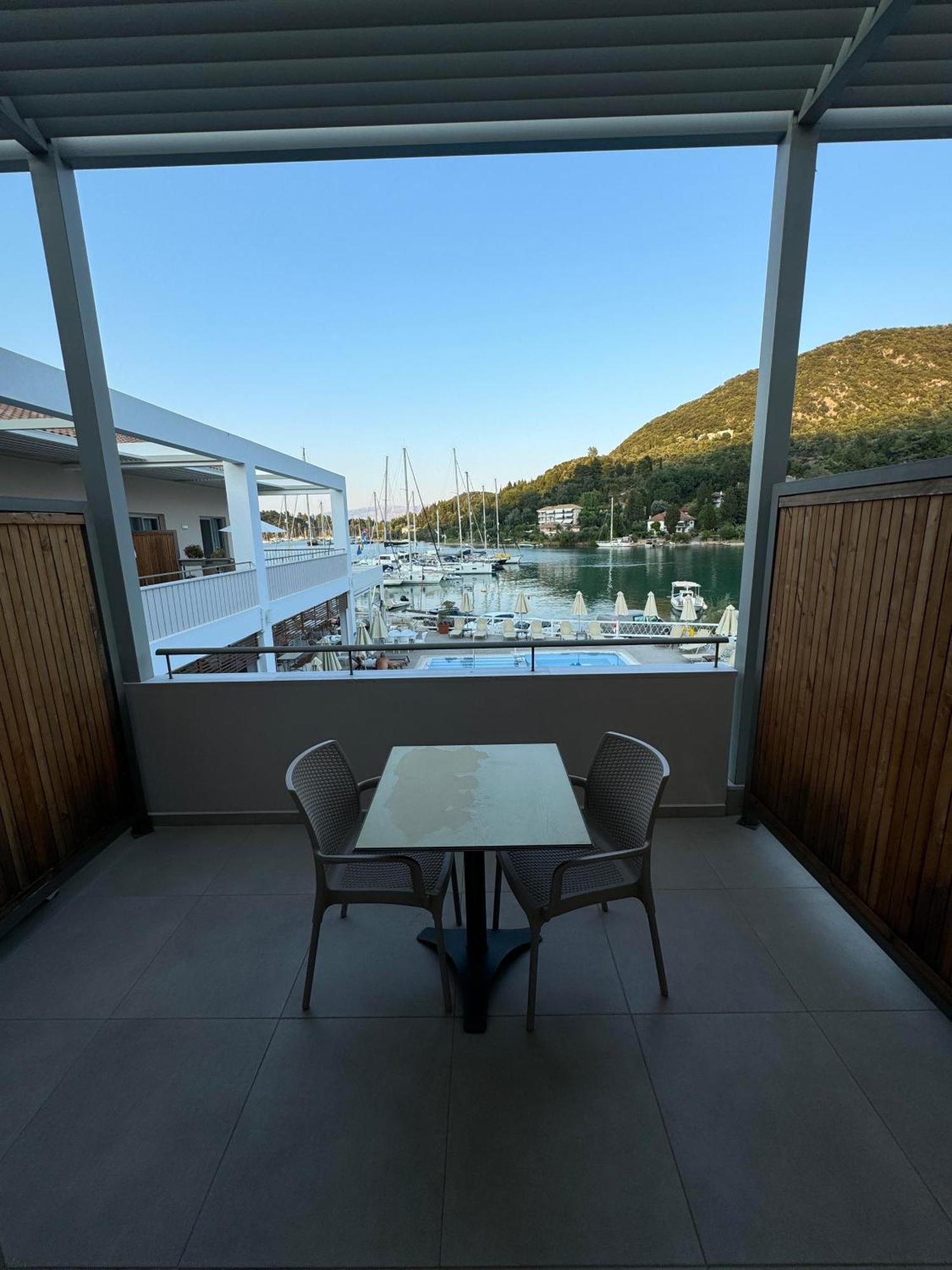 Iris Premium Aparthotel Nydri  Buitenkant foto